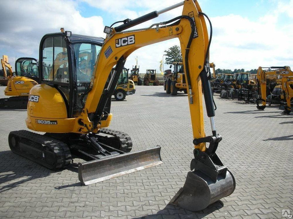 Мини экскаватор в приморском крае. Мини экскаватор JCB 8035. Мини-экскаватор «JCB 8026cts. Мини экскаватор JCB 8055 RTS/ZTS. Мини-экскаватор JCB 15c-1.