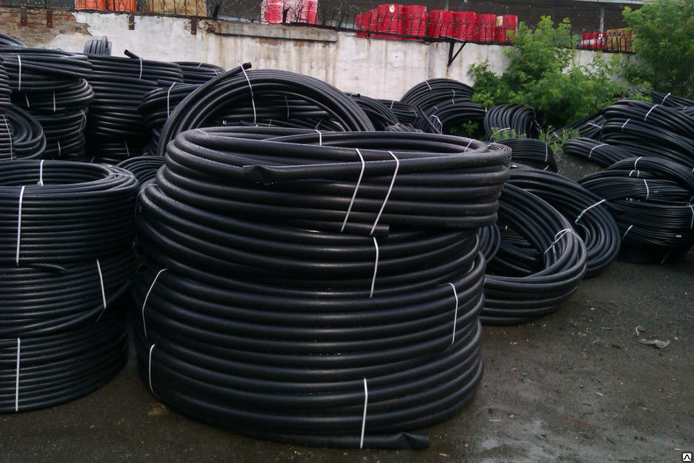 Труба полиэтиленовая ПНД гладкая 32 мм, цена в Челябинске от компании ...