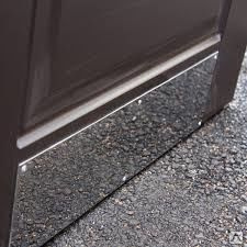 Отбойник для двери из стали (Порошковая окраска), толщина 1 мм 0,75х0,3 м 