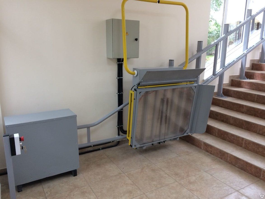 Подъемная платформа лифтрон 4000. Подъемная платформа с вертикальным перемещением. Подъемная платформа лифтрон 4000. Подъемника для мгн rehalift 440. Лифтрон 2000.