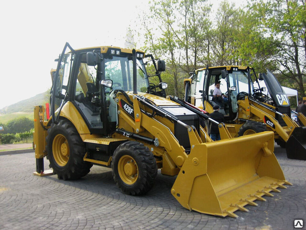 Экскаватор погрузчик опыт. MST спецтехника. Caterpillar 4415107. 2407032 Caterpillar. 2230240 Caterpillar.