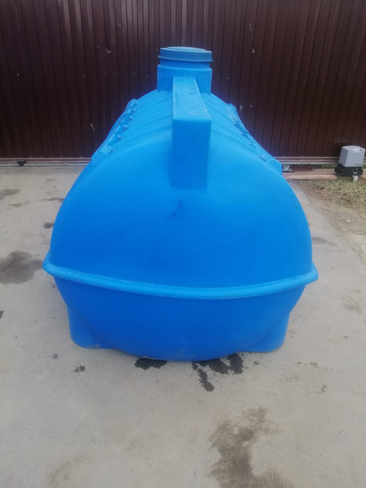 Ёмкость для воды пластиковая овально-горизонтальная 2000 л синяя Aquaplast 4