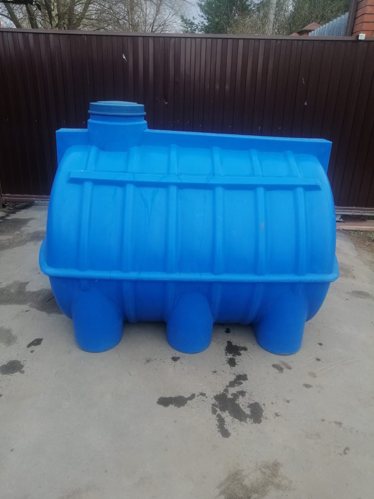 Ёмкость для воды пластиковая овально-горизонтальная 2000 л синяя Aquaplast 5