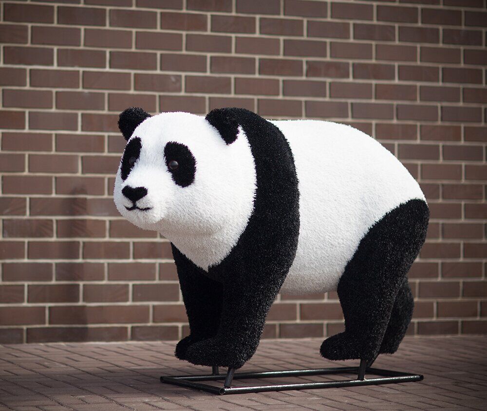 Топиари Панда стоячая, ландшафтная фигура 0,95x1,8x0,52 м