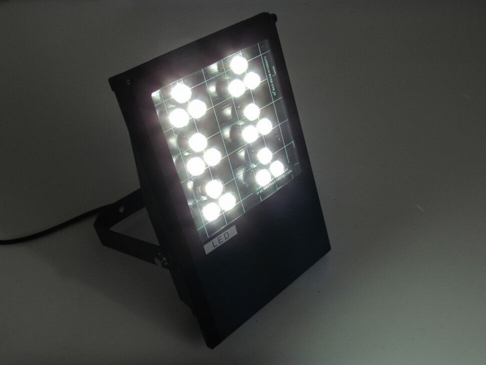 G-TG07 LED прожектор,18 LED по 1W,220V, W белый, IP 65, черный корпус, 32,5*21,5*9,5 см
