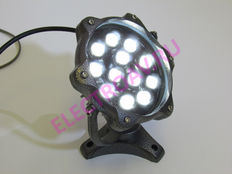 G-DT109 LED-W. белый прожектор поворотный на кронштейне, 12LED CREE/1W, 6300K-6500К, 12W, световой поток 1320лм,110лм/W,