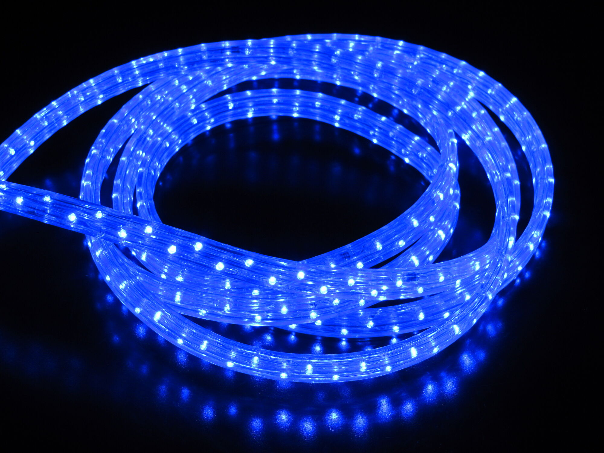 Дюралайт LED с динамикой, синий, 220V, сечение 11*18мм, бухта 100м LED-XF-3W-100M-240V- B (2м) (FS-0