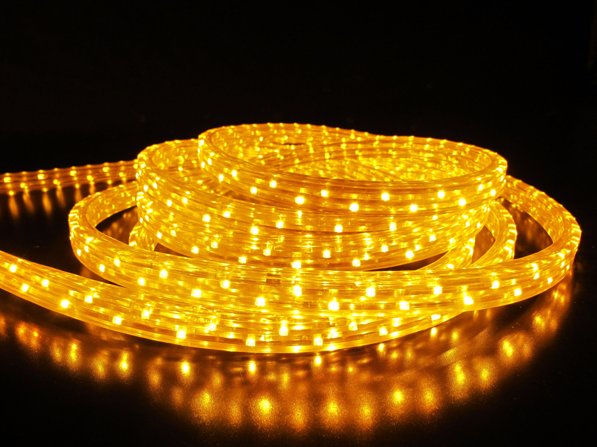 Дюралайт LED с динамикой, желтый, 220V, сечение 11*18мм, бухта 100м LED-XF-3W-100M-240V- Y (2м) (FS-
