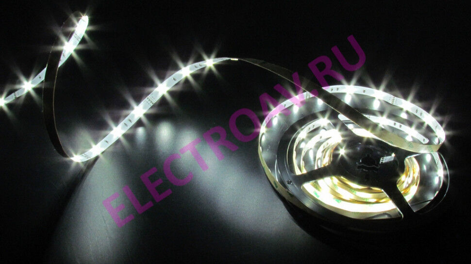 FLEX-SS5150B-W Гибкая LED , цвет белый на белой основе, 30 светодиодов 50*50, 5 м., 12V, 7,2W/М, IP20