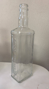 Бутылка штоф стеклянная с надписью 500 мл. 